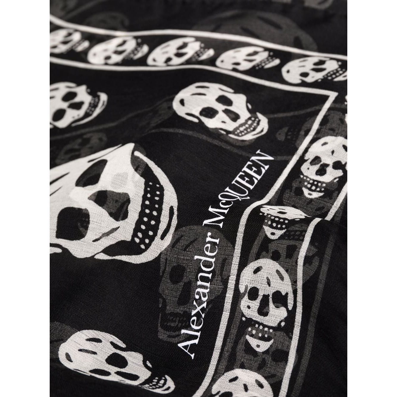 Alexander McQueen Scarfs Black Scarves Hats & Gloves Alexander Mcqueen Light Gray