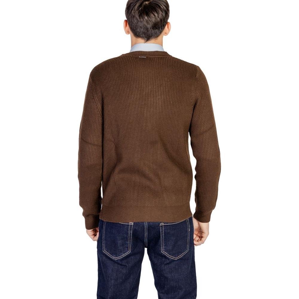 Back view of a man wearing an Antony Morato brown polyester cardigan from the men's fall/winter knitwear collection.