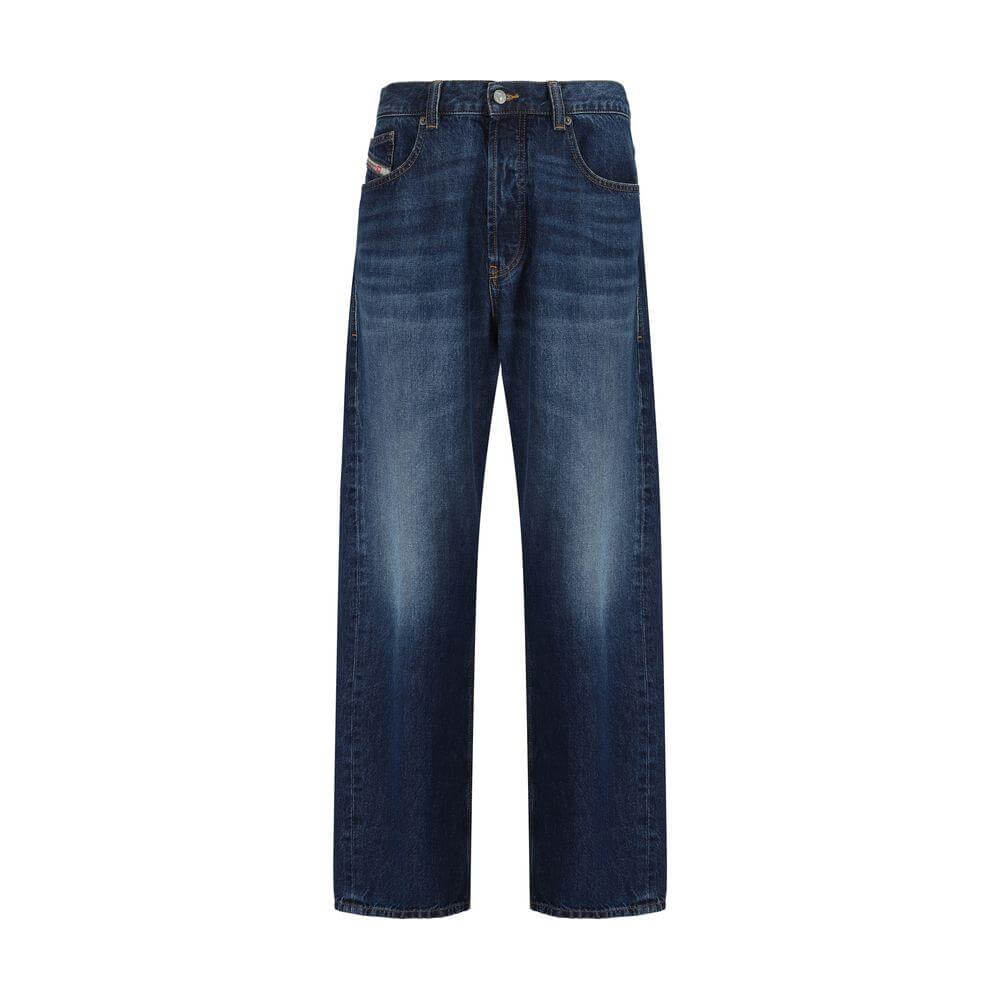 Diesel 2010 D-Macs Jeans with five-pocket design, front closure, belt loops, signature leather patch, blue cotton denim.