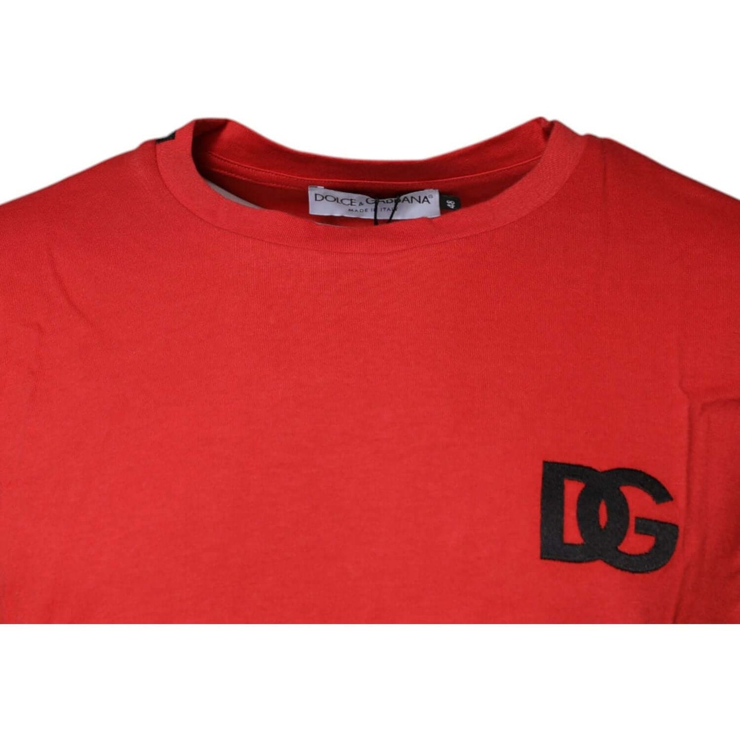 Dolce & Gabbana red crew neck t-shirt with DG logo, 100% cotton, regular fit, made in Italy.