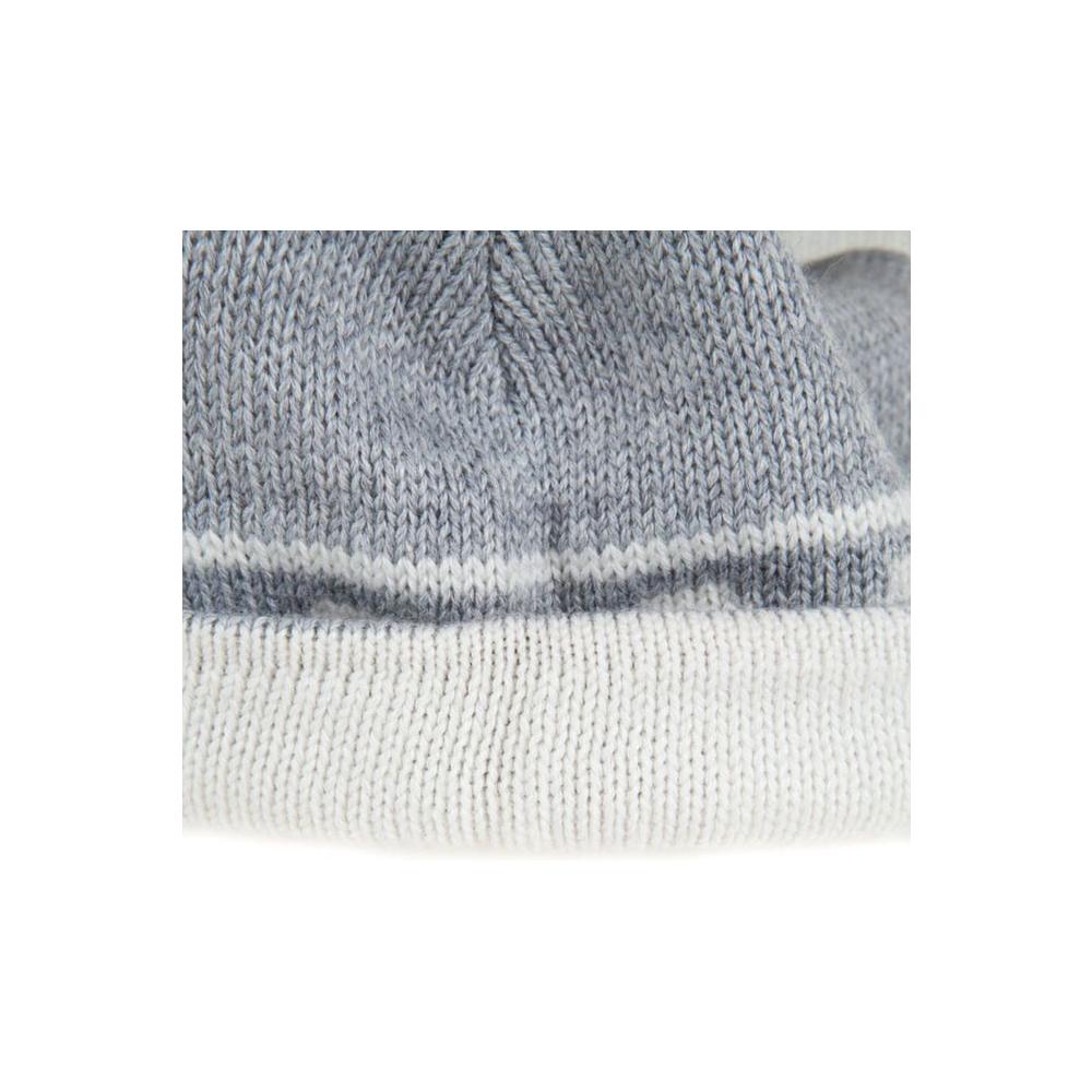 Zuelements gray wool hat with contrast white logo, cozy knit design perfect for winter fashion.