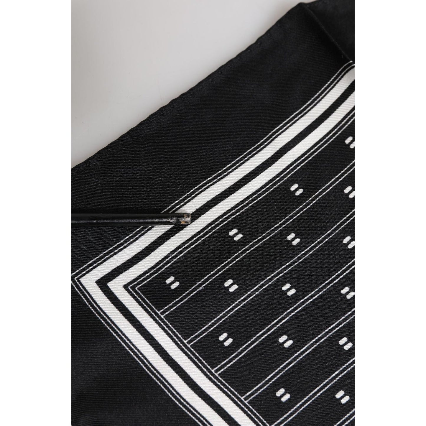 Dolce & Gabbana Black White Printed Silk Square Foulard Scarf