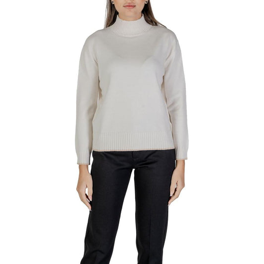 Street One cream polyester women's sweater, fall/winter collection, featuring a blend of polyester, polyacrylic, viscose, and nylon.