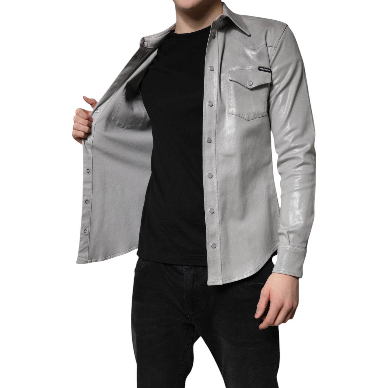 Front view with bag zipped and handles upright.