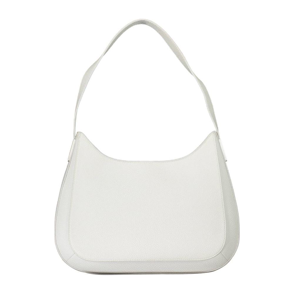 Front view with bag zipped and handles upright.