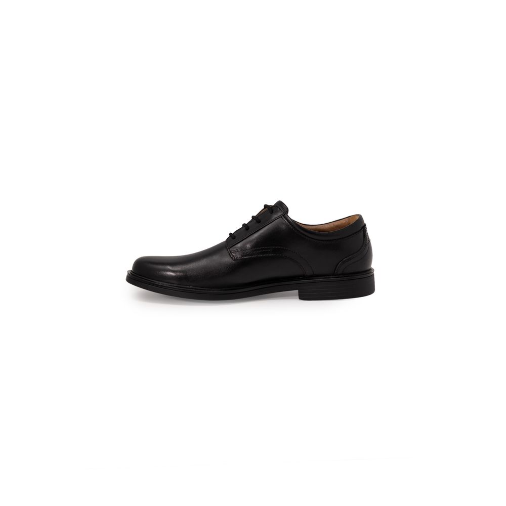 Clarks Black Leather Oxfords And Derbies 1728,71956299936,Black,Clarks,EU41.5/US8.5,EU42.5/US9.5,EU42/US9,Men,New with tags,Oxfords and Derbies - Shoes,Shoes